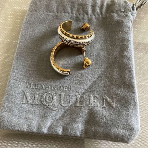 Alexander McQueen Skull Rings Earrings - Picture 8 of 8